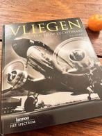 Vliegen - Een eeuw luchtvaart - Lannoo - 420pg, Ophalen, Nieuw, Luchtmacht