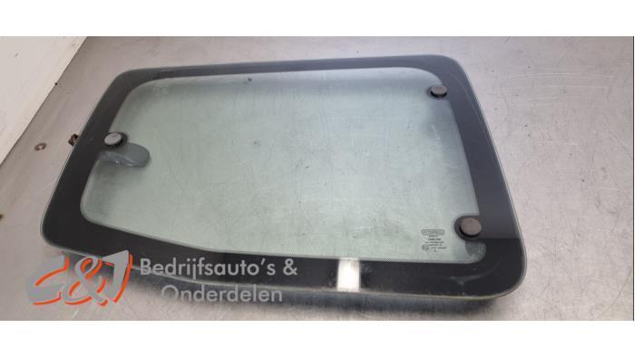 Portierruit 4Deurs rechts-achter van een Fiat Qubo, Auto-onderdelen, Ruiten en Toebehoren, Fiat, Gebruikt, 3 maanden garantie