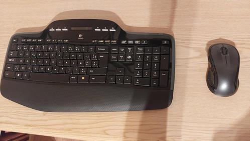 Clavier Azerty BE avec souris Logitech., Informatique & Logiciels, Claviers, Comme neuf, Azerty, Sans fil, Ergonomique, Ensemble clavier et souris