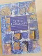 Boek : Creative embroidery Jan Beaney, Hobby en Vrije tijd, Ophalen of Verzenden