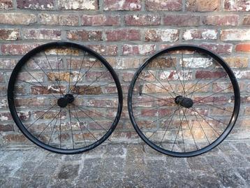 Wielset fulcrum 12 speed disc beschikbaar voor biedingen