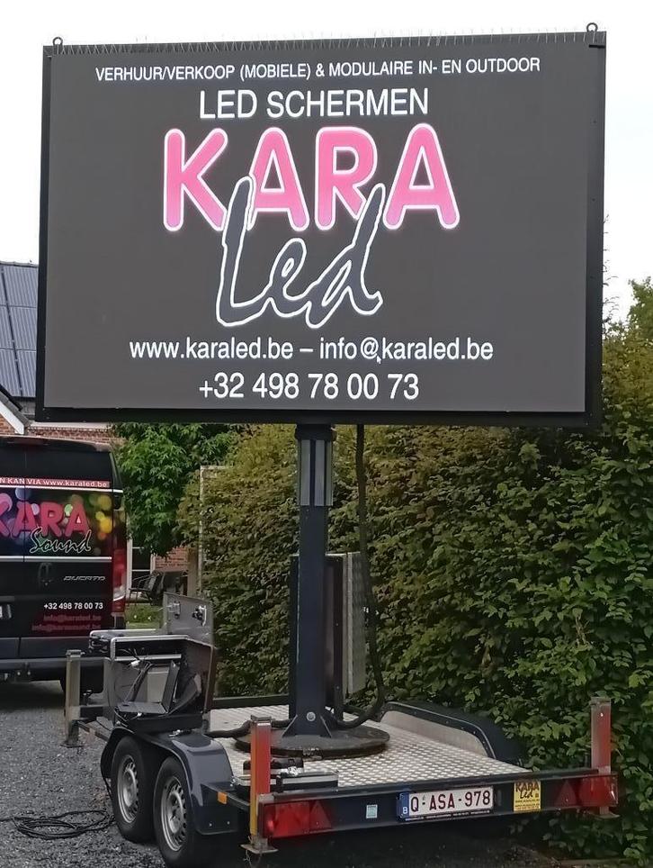 Huur led scherm out- en indoor op aanhanger of aan trussen, Audio, Tv en Foto, Televisies, Zo goed als nieuw, LED, 100 cm of meer