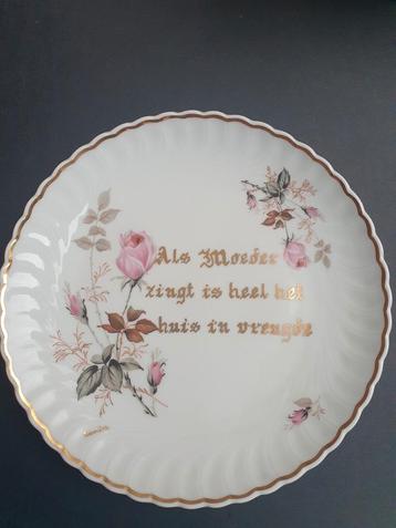 Assiette en porcelaine de Limoges pour la « Fête des Mères »