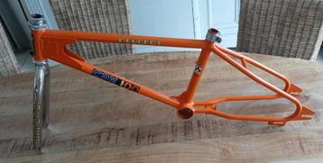 Cadre bmx old school Peugeot CPX 100 beschikbaar voor biedingen