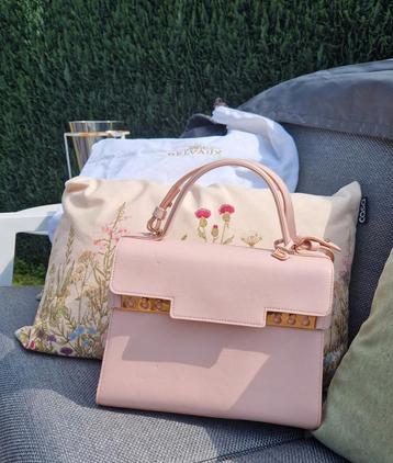 Delvaux Tempête MM roze nude-tas beschikbaar voor biedingen