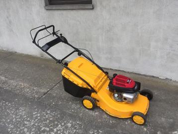 Honda 160 cc oersterke grasmaaier volledig gereinigd . beschikbaar voor biedingen