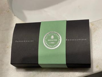 Savonneries Bruxelloises geschenkdoos beschikbaar voor biedingen