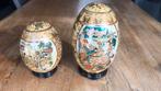 2 Chinese keramieken eieren (doos 49), Antiek en Kunst, Ophalen of Verzenden