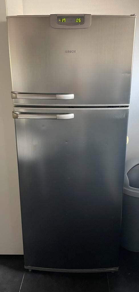 BOSCH - Koelkast met vriesvak, Elektronische apparatuur, Koelkasten en IJskasten, Gebruikt, Met aparte vriezer, 200 liter of meer