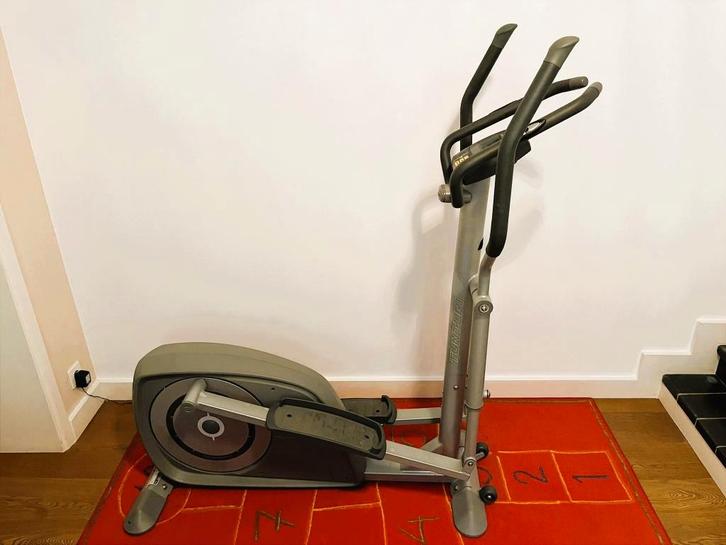 Vélo elliptique Tunturi C35 Crosstrainer, Sports & Fitness, Appareils de fitness, Utilisé, Vélo elliptique, Bras, Jambes, Pectoraux