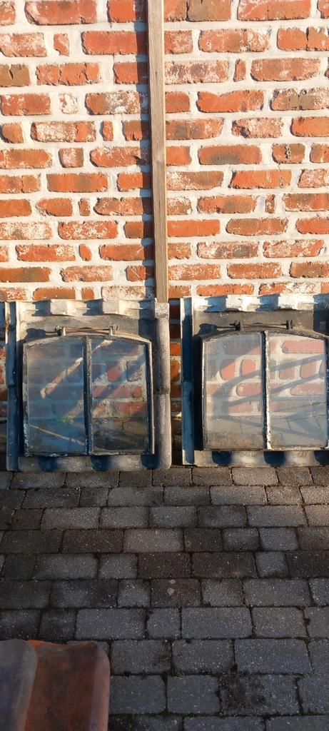 Dakvenster in metaal, Doe-het-zelf en Bouw, Dakpannen en Dakbedekking, Gebruikt, Metaal, Ophalen