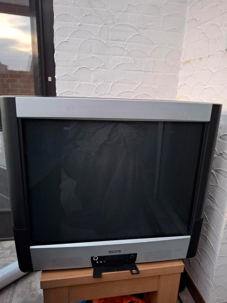 Metz spectral 84 (33 inch 4:3 480p/EDTV crt), Audio, Tv en Foto, Vintage Televisies, Zo goed als nieuw, Ophalen