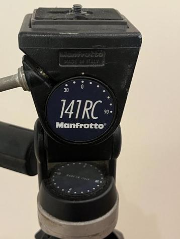 Manfrotto statief beschikbaar voor biedingen