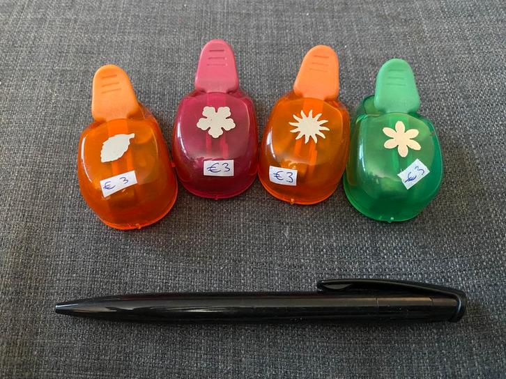 Figuurponsen verschillende vormen, Hobby en Vrije tijd, Knutselen, Zo goed als nieuw, Ophalen