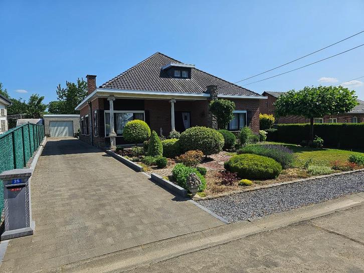 Charmante bungalow te koop, Immo, Huizen en Appartementen te koop, Provincie Limburg, 500 tot 1000 m², Vrijstaande woning, Verkoop zonder makelaar