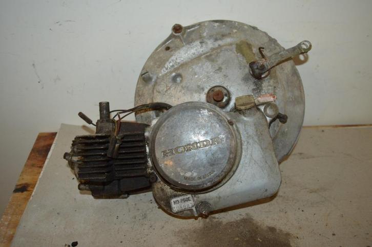 honda P50-310-jlo-sachs-mosquito-ariel triumph-mobylette, Fietsen en Brommers, Brommeronderdelen | Oldtimers, Gebruikt, Overige merken