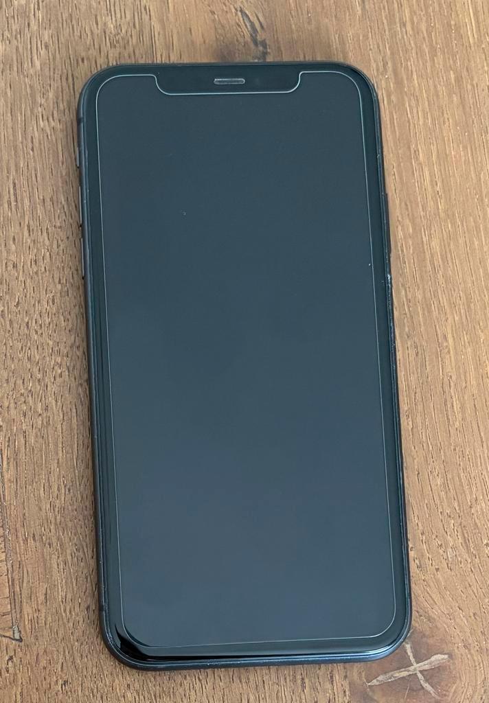 iPhone 11 te koop (128GB)! Bijna 6 jaar oud, werkt nog goed., Telecommunicatie, Mobiele telefoons | Hoesjes en Screenprotectors | Apple iPhone