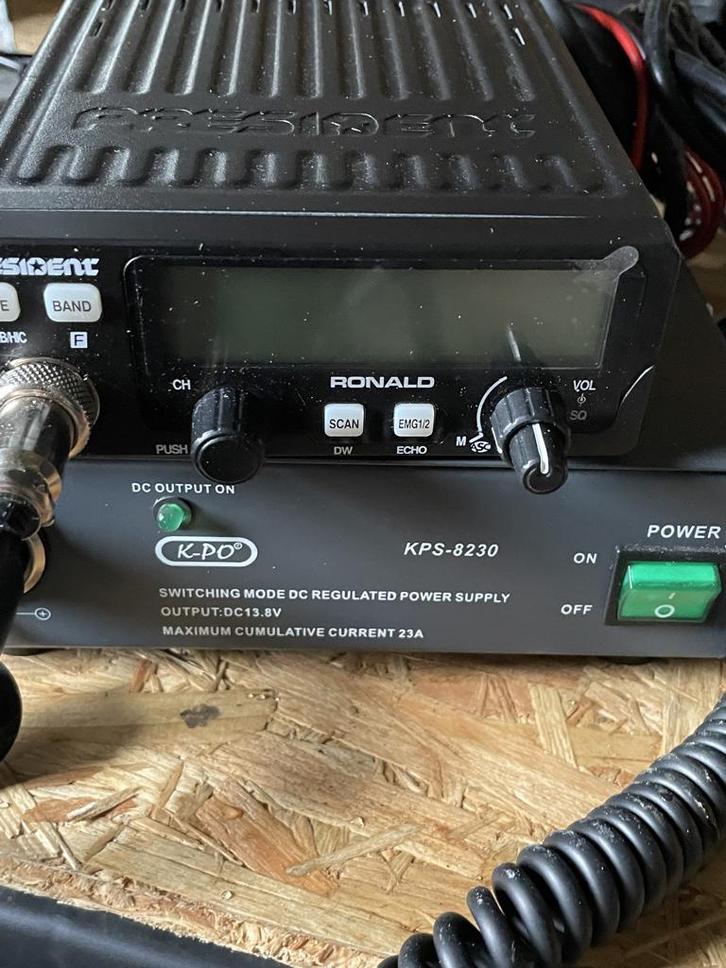 CB President Ronald, Telecommunicatie, Zenders en Ontvangers, Zo goed als nieuw, Zender en Ontvanger, Ophalen