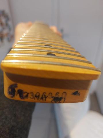 Supermooi  neck van FENDER Stratocaster  beschikbaar voor biedingen