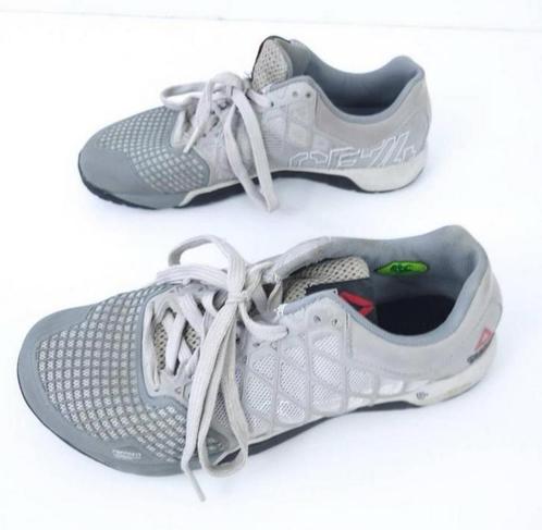 Chaussures de sport Reebok CF74 Crossfit Nano 4.0 femmes, Vêtements | Femmes, Chaussures, Comme neuf, Chaussures de sports, Gris