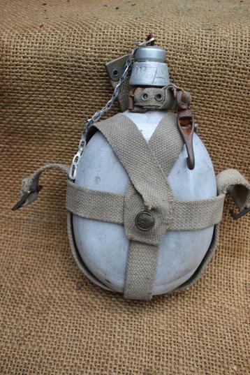 ABBL WO1 Mills 1915 Veldfles beschikbaar voor biedingen