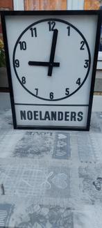 Reclame lichtklok Noelanders, Antiquités & Art, Antiquités | Horloges, Enlèvement ou Envoi