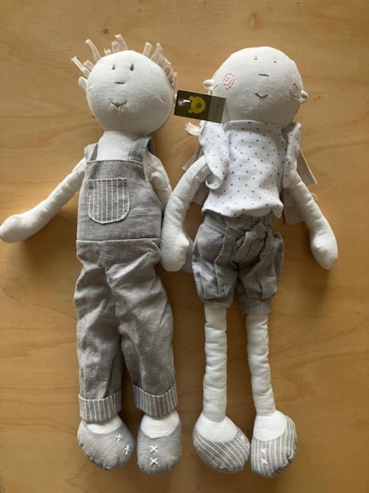 Twee stijlvolle lappenpoppen, Kinderen en Baby's, Speelgoed | Poppen, Nieuw, Overige typen, Ophalen of Verzenden