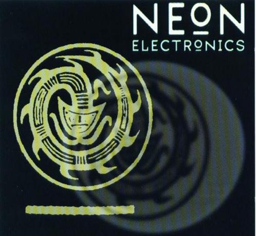 NEON ELECTRONICS - DEBUT CD (THE NEON JUDGMENT) EBM, CD & DVD, CD | Autres CD, Comme neuf, Envoi