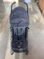 Plooibare buggy van het merk Joie, Ophalen