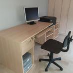 Mooi bureau, kleur lichte eik., Ophalen, Zo goed als nieuw, Bureau