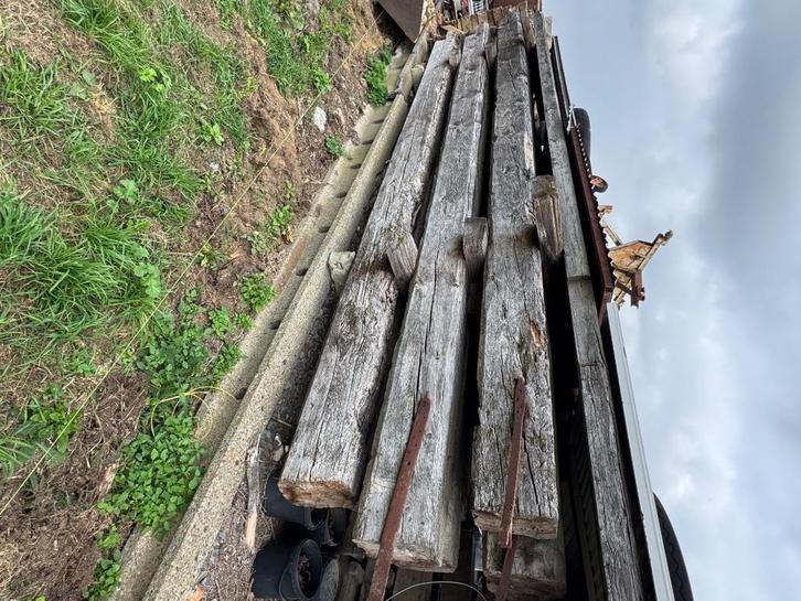 Poutre en bois pichepin, Doe-het-zelf en Bouw, Hout en Planken, Gebruikt, Balk, Grenen, 300 cm of meer, Ophalen