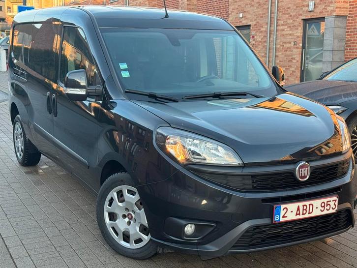 Fiat dobloMaxi 1.6jtdm euro6d 1erpro tres propre., Auto's, Bestelwagens en Lichte vracht, Particulier, ABS, Achteruitrijcamera