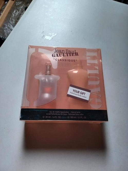 GAULTIER Jean-Paul CLASSIC-doos + nieuw cadeauproduct, Handtassen en Accessoires, Uiterlijk | Parfum, Verzenden