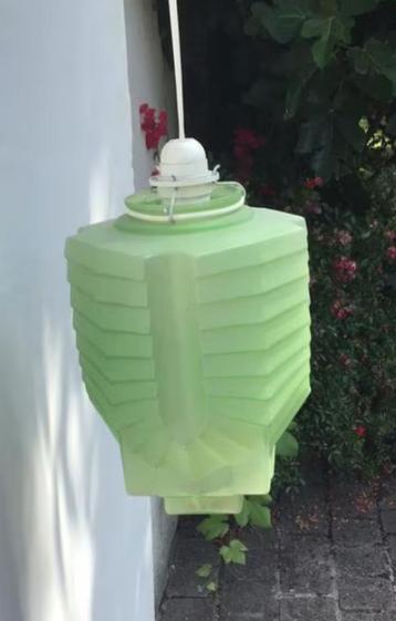 ART DECO Hanglamp: "Chrysler skyscraper'', Groen Opaal Glas. beschikbaar voor biedingen