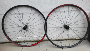 Dtswiss X1825 Spline, 29er wielset. beschikbaar voor biedingen
