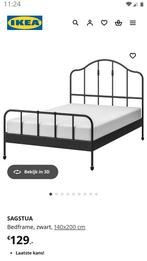 Ikea Sagstua bedframe - zonder lattenbodem, Huis en Inrichting, Ophalen, Gebruikt, Zwart, 140 cm