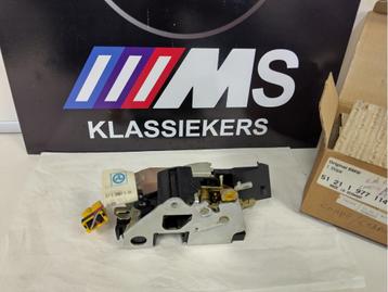 BMW E36 coupe/cabrio/compact Deurslot rechts 51211977114 beschikbaar voor biedingen