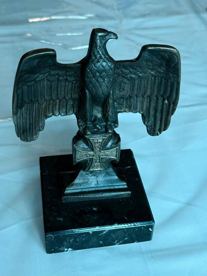 Adelaar met ijzeren kruis., Verzamelen, Militaria | Algemeen, Landmacht, Kunstobject, Ophalen of Verzenden