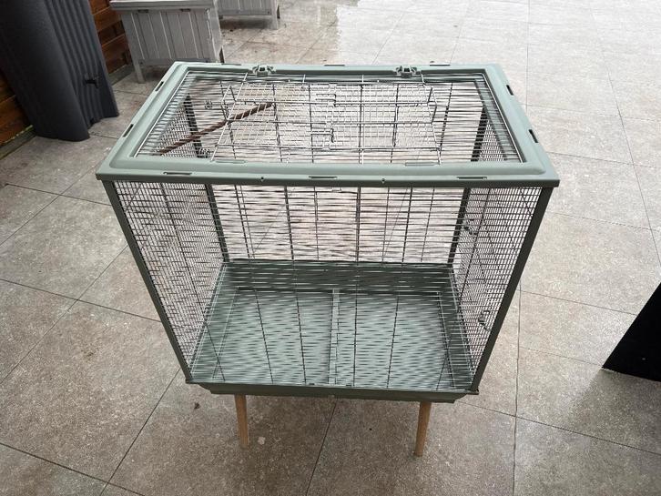 Zeer mooie voliere!, Dieren en Toebehoren, Vogels | Hokken en Kooien, Zo goed als nieuw, Vogelkooi, Aluminium, Ophalen