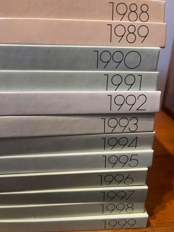 Jaarboeken Artis Historia 1988 tot 1999 beschikbaar voor biedingen