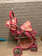 Double poussette pour poupées, Enfants & Bébés, Jouets | Poupées, Comme neuf