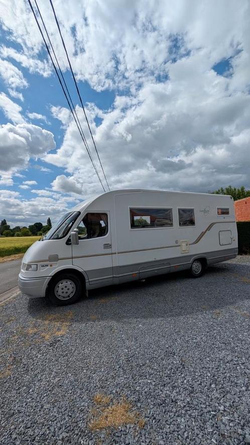 Camping car Mobilvetta 2.8 128ch. Lit fixe  intégral, Caravans en Kamperen, Mobilhomes, Particulier, Integraal, Diesel, 7 tot 8 meter