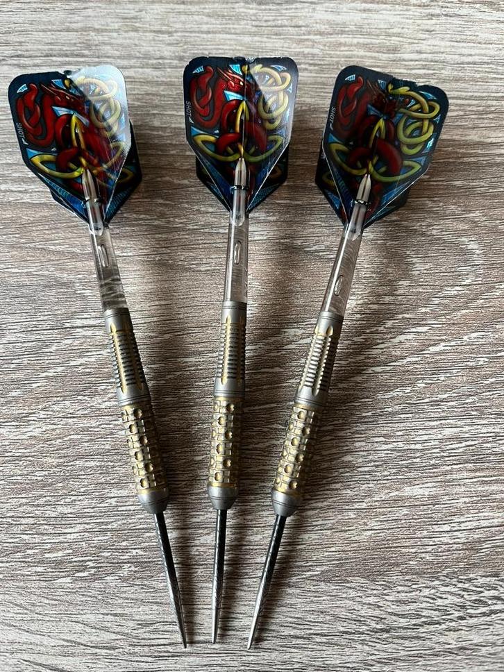Shot! Viking Hammer 90% - 25g darts incl. case, Sport en Fitness, Darts, Zo goed als nieuw, Pijlen, Ophalen