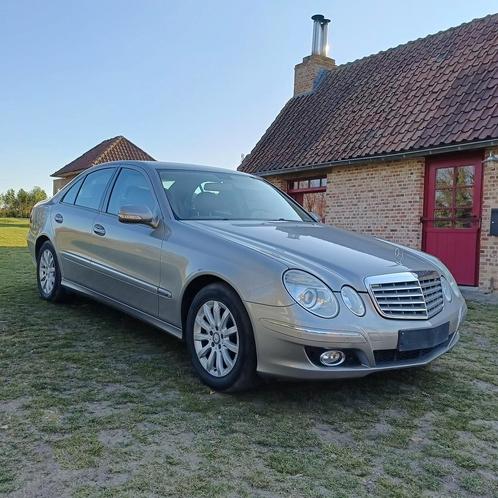 Mercedes E220CDI E-klasse Automaat W211, Auto's, Mercedes-Benz, Particulier, E-Klasse, Diesel, Euro 4, Automaat, Zilver of Grijs