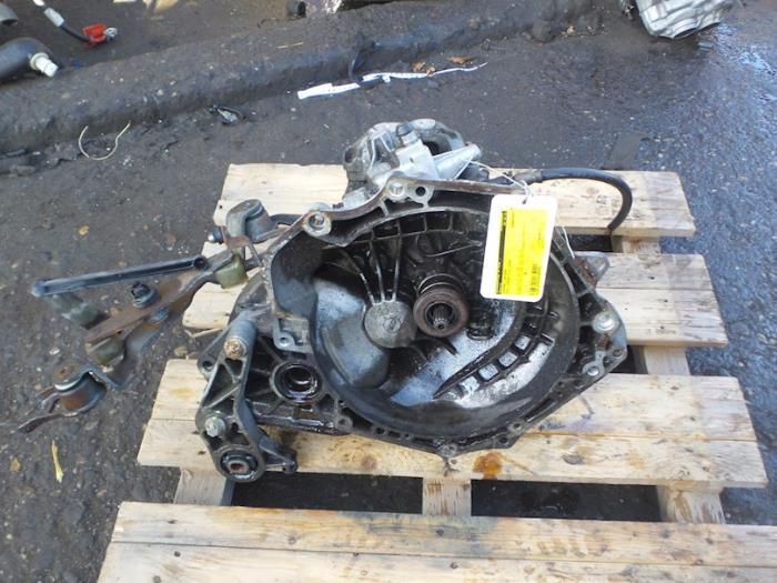 Versnellingsbak van een Opel Corsa, Auto-onderdelen, Transmissie en Toebehoren, Opel, Gebruikt, 3 maanden garantie, Ophalen of Verzenden