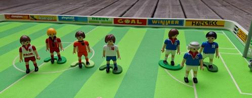PLAYMOBIL VOETBALSPELERS + gratis muntenveld, Kinderen en Baby's, Speelgoed | Playmobil, Gebruikt, Ophalen of Verzenden