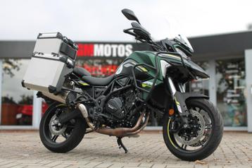 Benelli TRK 702 met kofferset beschikbaar voor biedingen