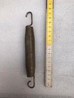 Sterke ijzeren veren, 50 stuks, prijs per stuk, Doe-het-zelf en Bouw, Ophalen of Verzenden, Zo goed als nieuw