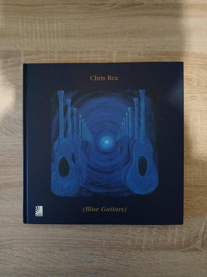 Chris Rea Blue Guitars Boek 35 pagina's 11CD+1DVD, Cd's en Dvd's, Cd's | Rock, Zo goed als nieuw, Rock-'n-Roll, Verzenden