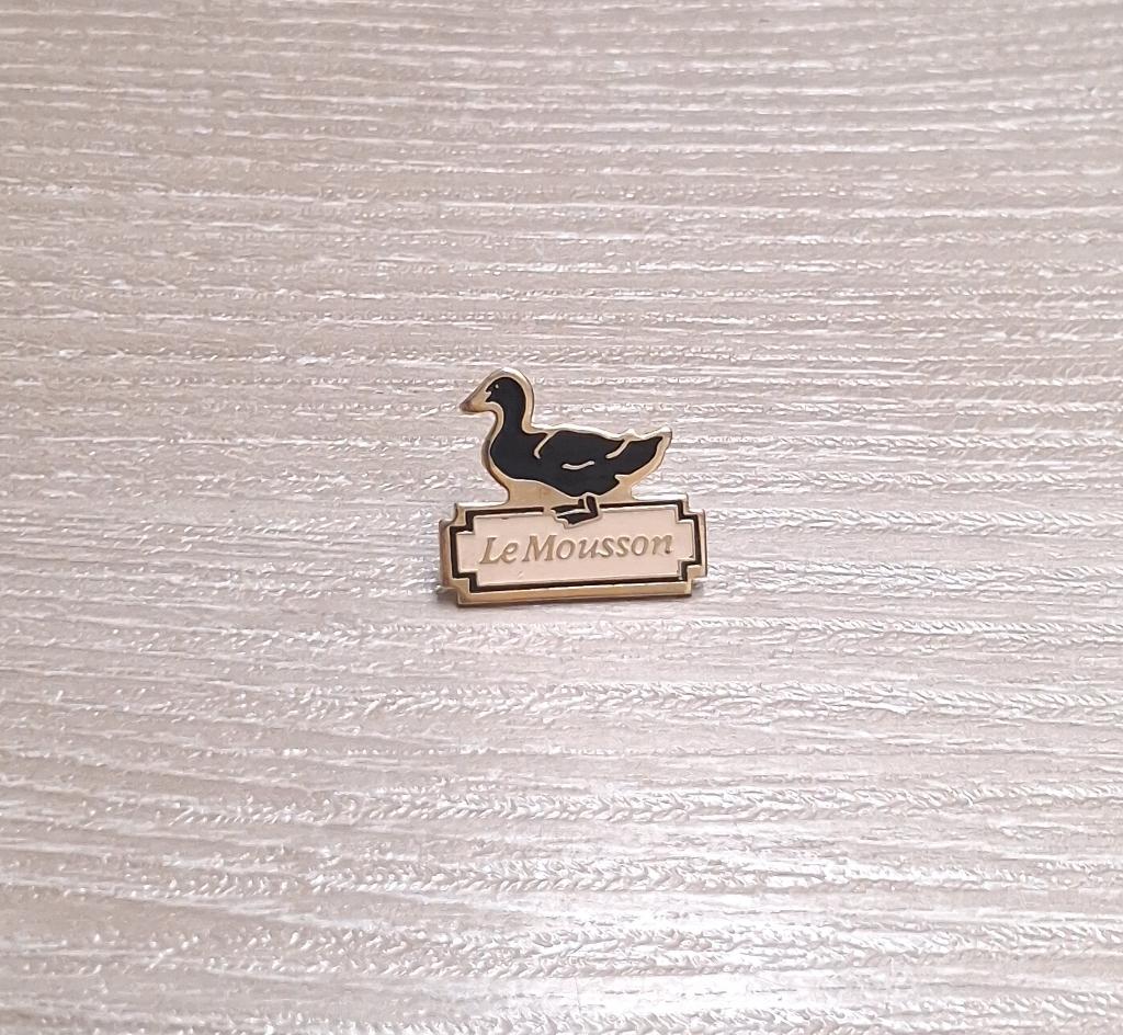 PIN - LE MOUSSON - FOIE GRAS - GANZENLEVER, Enlèvement ou Envoi, Utilisé, Marque, Insigne ou Pin's